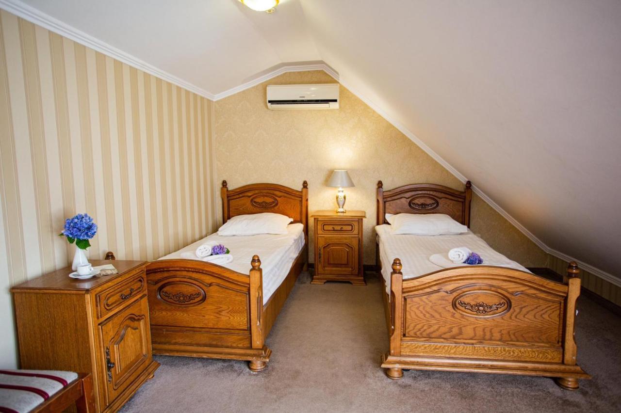 Hotel Zolota Pava Berehowo Zewnętrze zdjęcie
