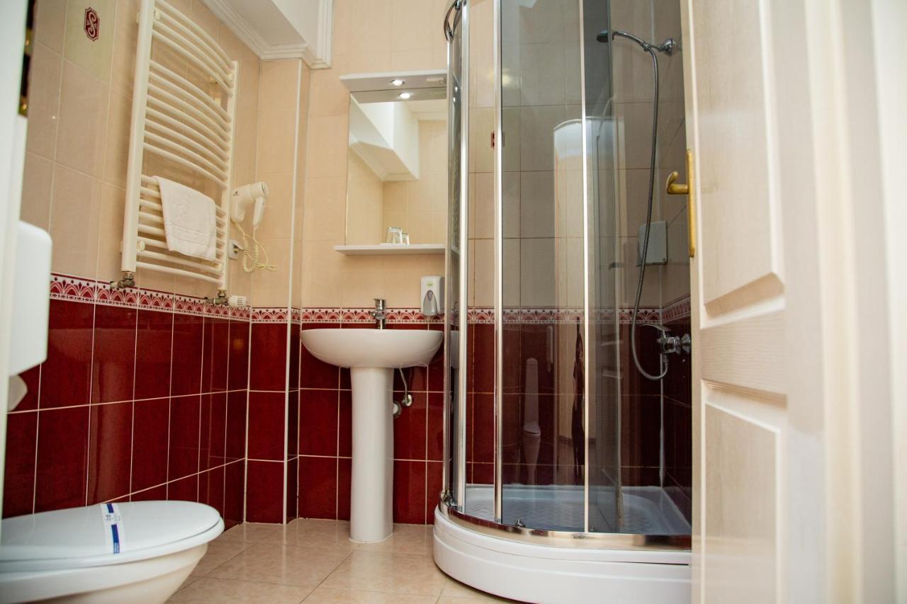 Hotel Zolota Pava Berehowo Zewnętrze zdjęcie