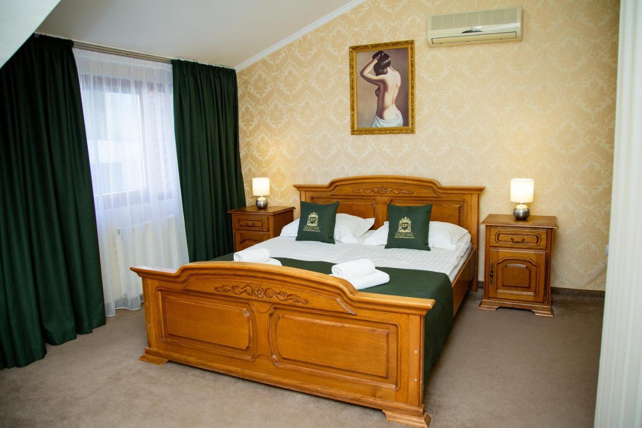 Hotel Zolota Pava Berehowo Zewnętrze zdjęcie