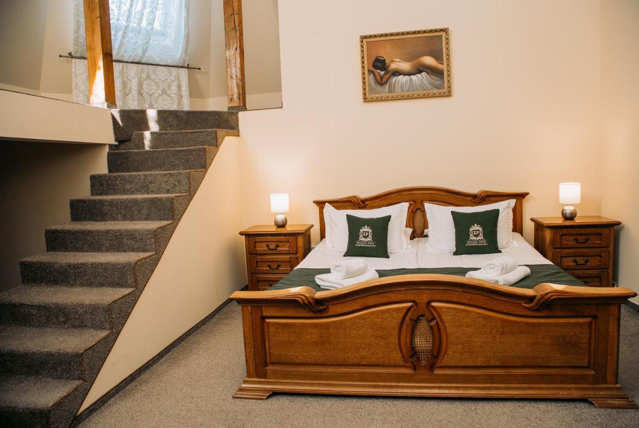 Hotel Zolota Pava Berehowo Zewnętrze zdjęcie
